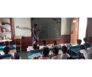 seconda classe della scuola Little Angels - Pasurupadu
