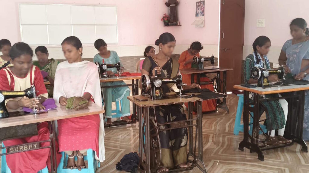 India - Pasurupadu sede ASWAS corso per l'emancipazione delle donne